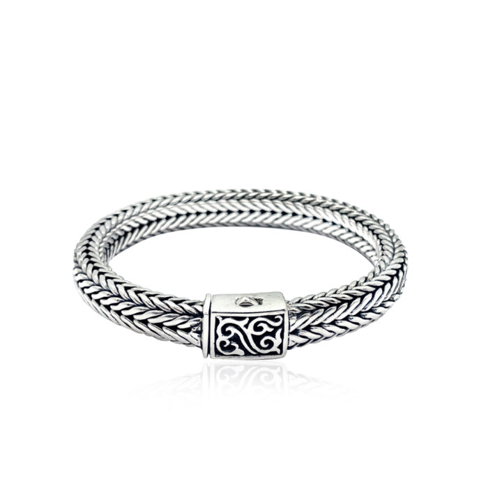B232 - Image 2